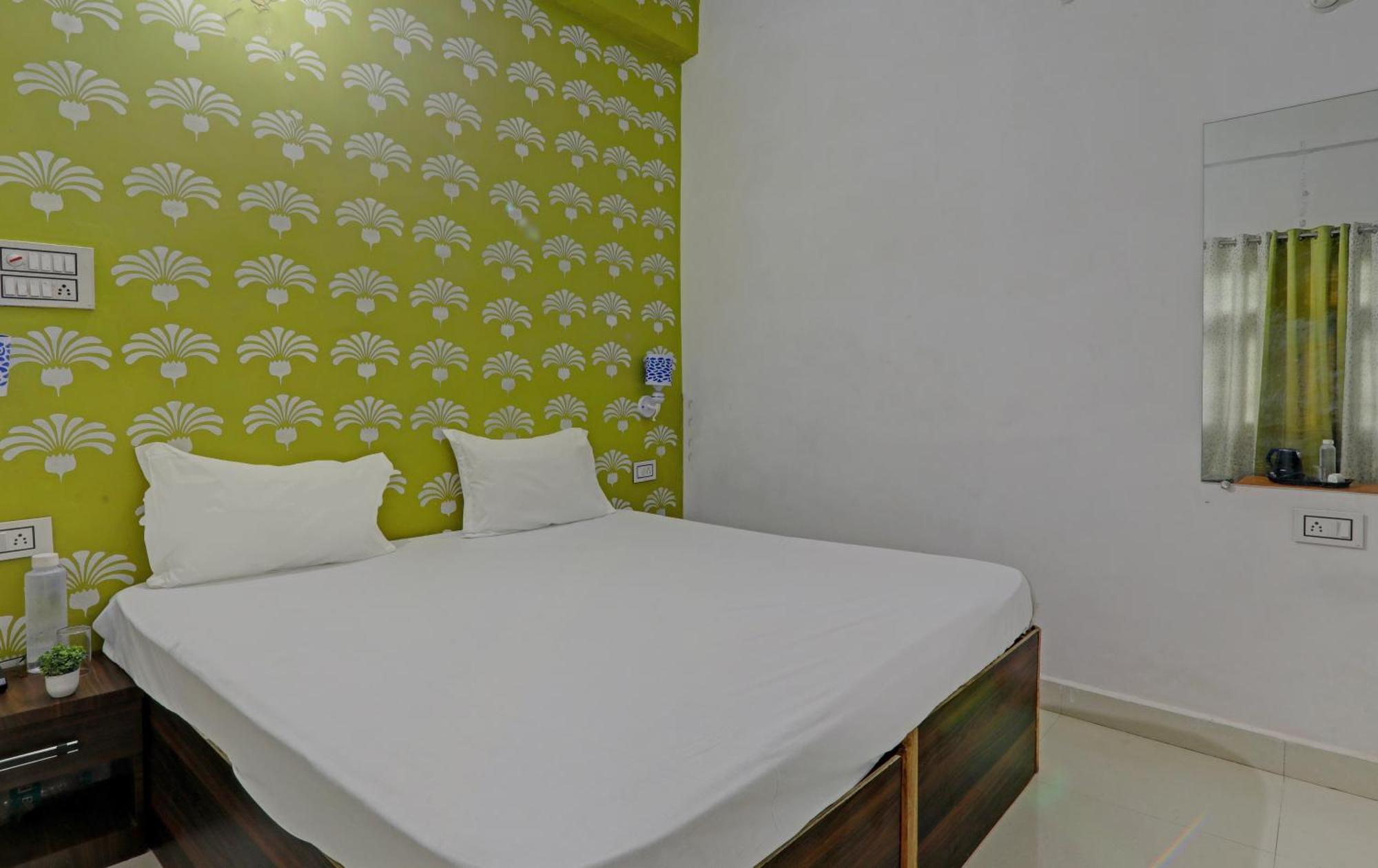 Hotel O Surya Inn Pura Raghunath Ngoại thất bức ảnh
